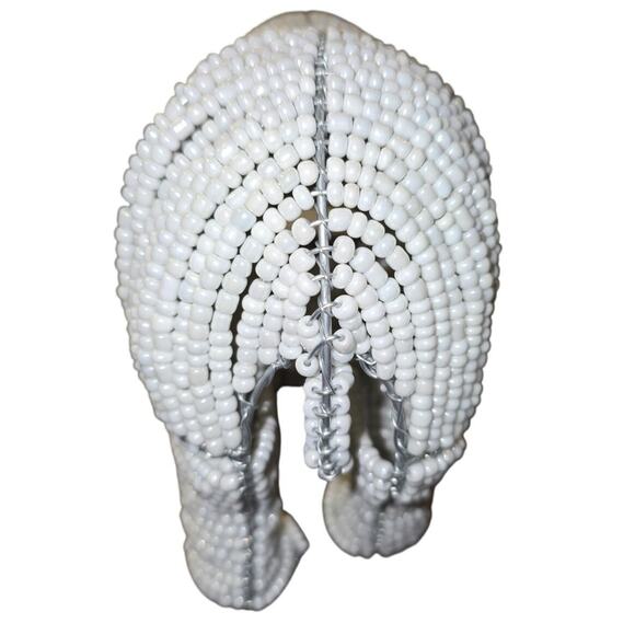 BeadWorx Grass Roots Creations Handmade Beaded Polar Bear Sculpture Figurine - Picture 4 of 8